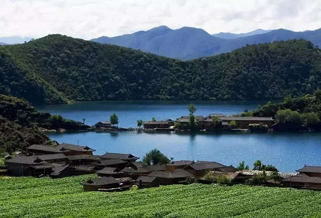 云南迷人湖 揭秘云南迷人湖之谜