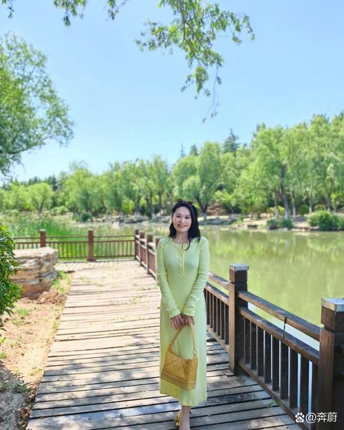 �������� �����������������Ʒ�Ӧ